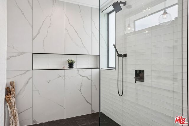 3223 Rowena Avenue, Los Angeles, CA 90027