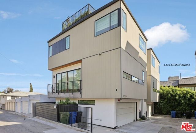 3223 Rowena Avenue, Los Angeles, CA 90027