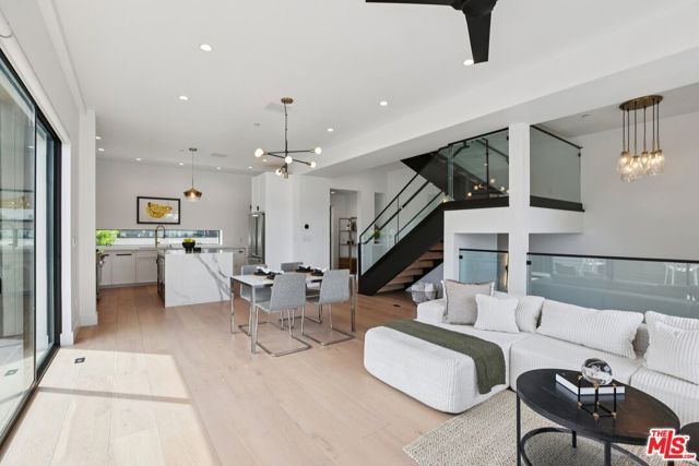 3223 Rowena Avenue, Los Angeles, CA 90027