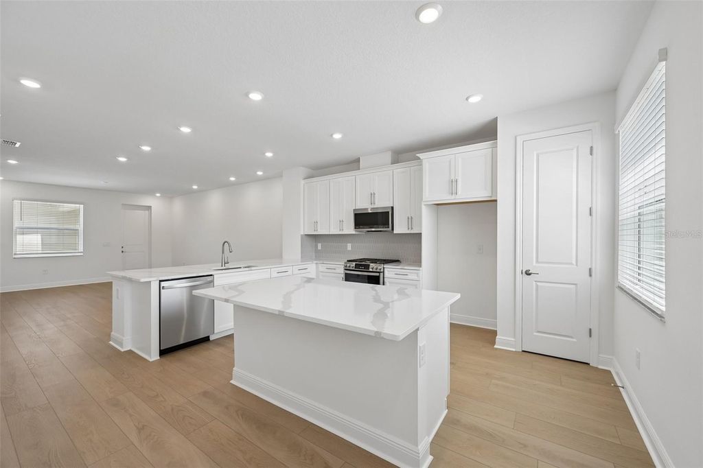 4442 SUNSET GARDEN STREET, BRADENTON, FL 34210 — photo 5