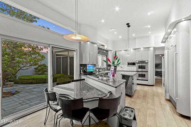 824 DULCINEA Court, El Paso, TX 79922