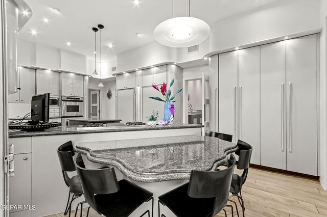 824 DULCINEA Court, El Paso, TX 79922