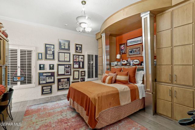 824 DULCINEA Court, El Paso, TX 79922