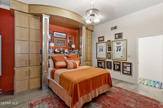 824 DULCINEA Court, El Paso, TX 79922