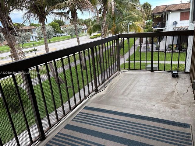 6900 NW 169th Street 137G, Hialeah, FL 33015