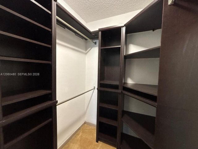 6900 NW 169th Street 137G, Hialeah, FL 33015