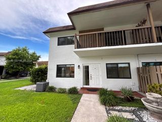 6900 NW 169th Street 137G, Hialeah, FL 33015