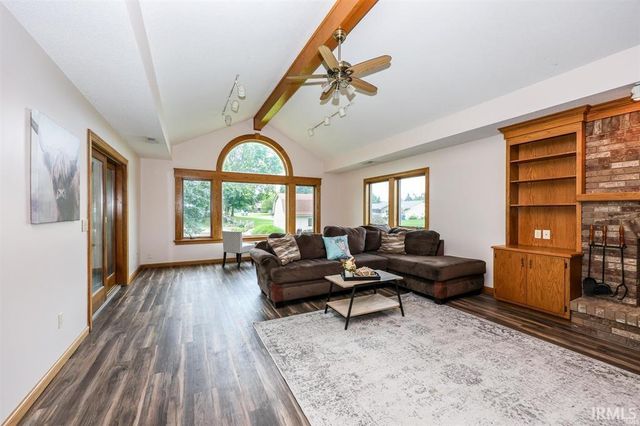 11717 Markham Court, Leo, IN 46765