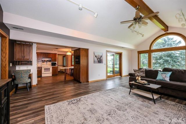 11717 Markham Court, Leo, IN 46765