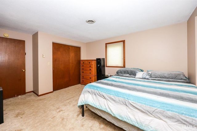 11717 Markham Court, Leo, IN 46765