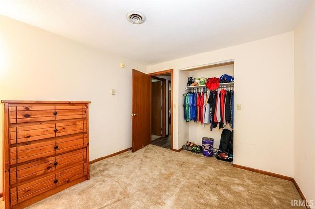 11717 Markham Court, Leo, IN 46765