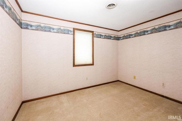 11717 Markham Court, Leo, IN 46765