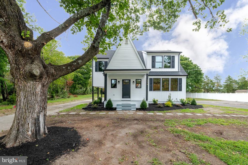 314 S WHITE HORSE PIKE, HAMMONTON, NJ 08037 — photo 2