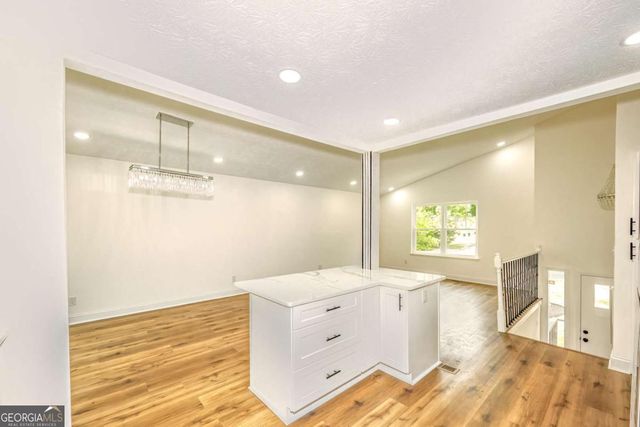10175 Old Woodland Entry NE, Johns Creek, GA 30022
