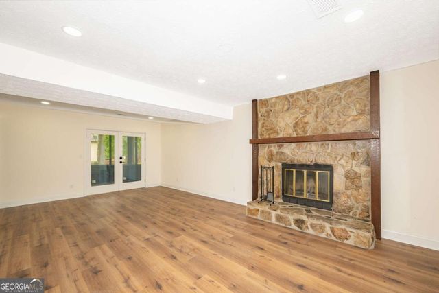 10175 Old Woodland Entry NE, Johns Creek, GA 30022