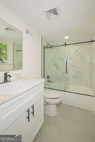 10175 Old Woodland Entry NE, Johns Creek, GA 30022
