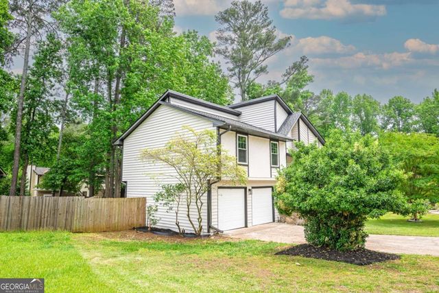 10175 Old Woodland Entry NE, Johns Creek, GA 30022