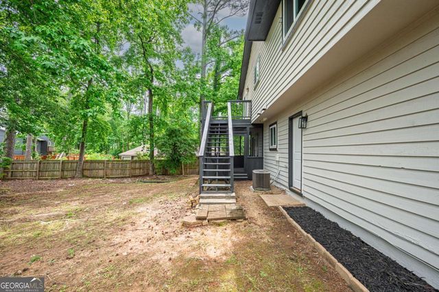 10175 Old Woodland Entry NE, Johns Creek, GA 30022