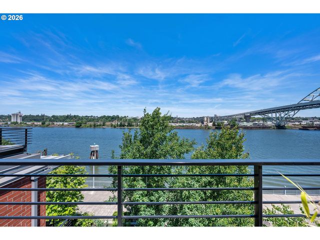 1710 Nw RIVERSCAPE St, Portland, OR 97209