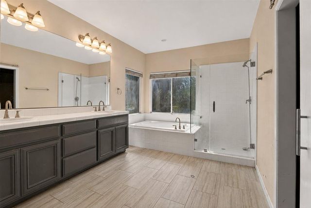 3105 Sceptre Dr, Rocklin, CA 95765