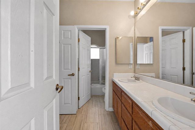 3105 Sceptre Dr, Rocklin, CA 95765