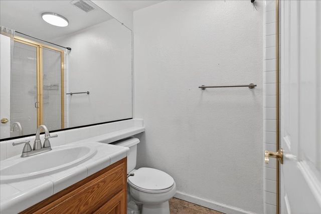 3105 Sceptre Dr, Rocklin, CA 95765