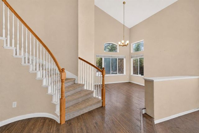 3105 Sceptre Dr, Rocklin, CA 95765