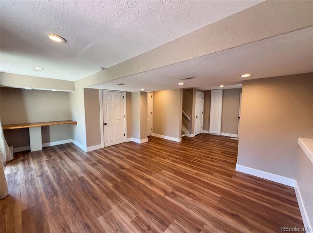 9624 Crosspointe Drive, Littleton, CO 80130