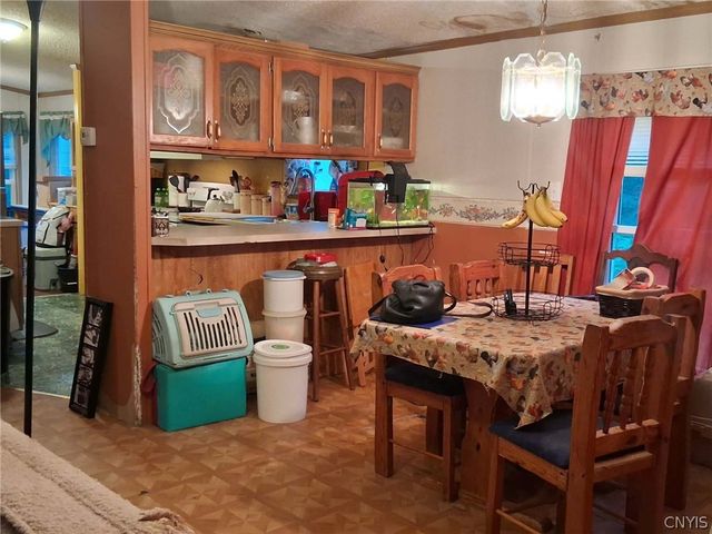 2165 Rabbit Lane, Lysander, NY 13135
