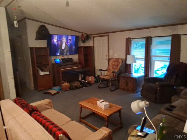 2165 Rabbit Lane, Lysander, NY 13135