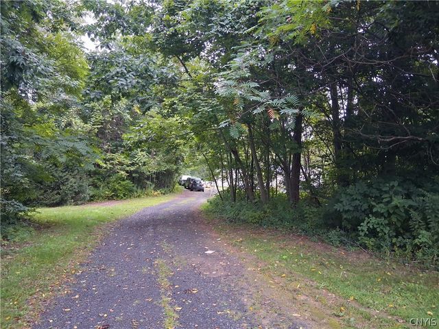 2165 Rabbit Lane, Lysander, NY 13135