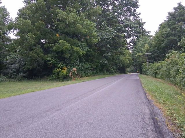 2165 Rabbit Lane, Lysander, NY 13135