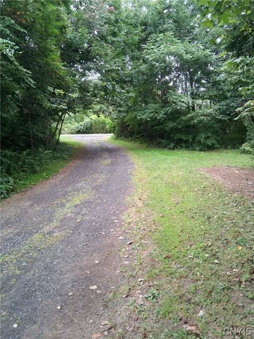 2165 Rabbit Lane, Lysander, NY 13135