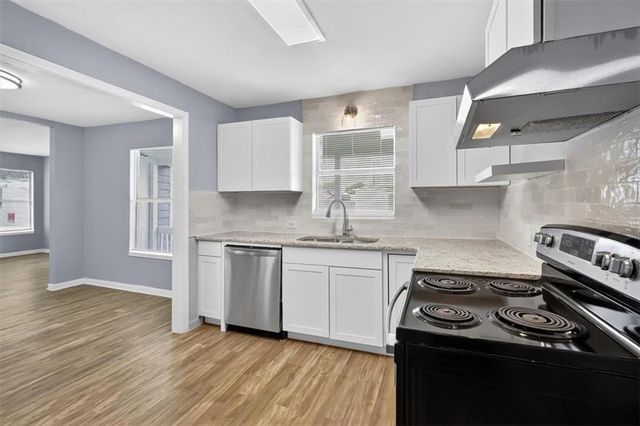 741 Lansdown Dr, Corpus Christi, TX 78412