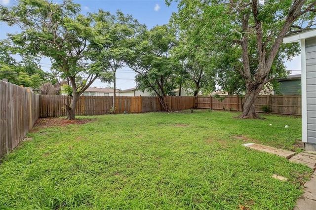 741 Lansdown Dr, Corpus Christi, TX 78412