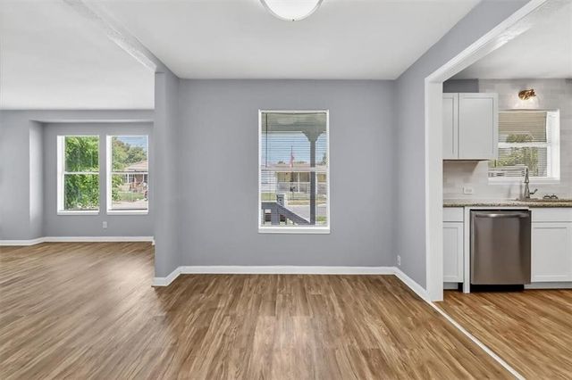 741 Lansdown Dr, Corpus Christi, TX 78412