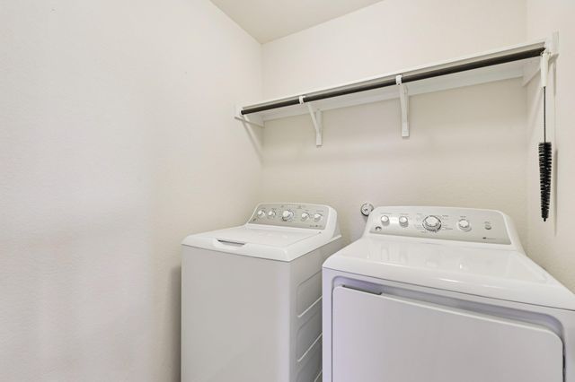 524 Shimek ST 15A, Jarrell, TX 76537