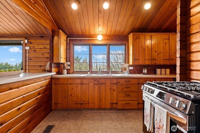 11224 SE 76th Street, Newcastle, WA 98056