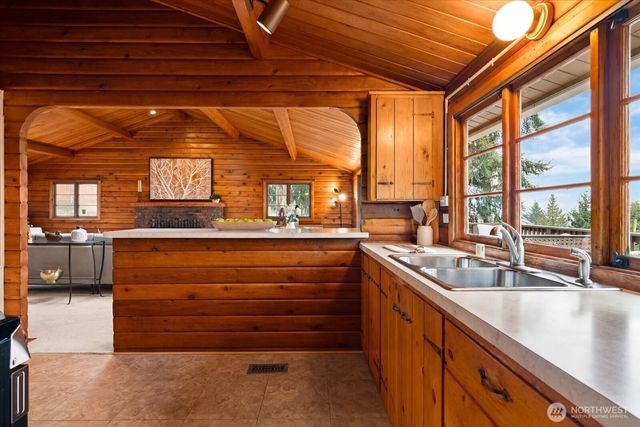 11224 SE 76th Street, Newcastle, WA 98056