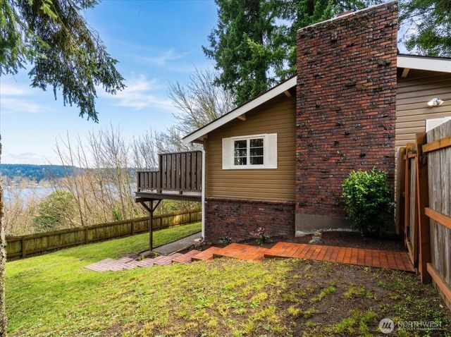 11224 SE 76th Street, Newcastle, WA 98056