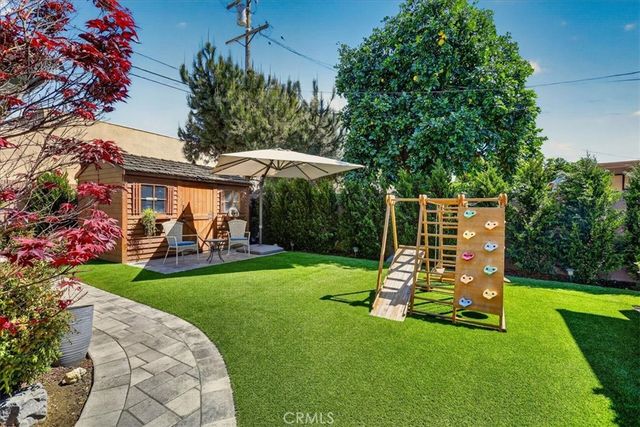 3480 Gardenia, Long Beach, CA 90807