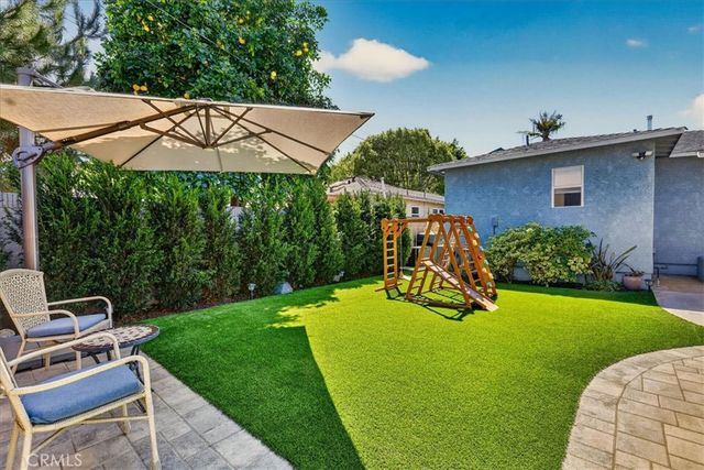 3480 Gardenia, Long Beach, CA 90807