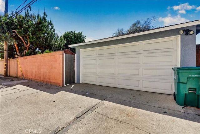 3480 Gardenia, Long Beach, CA 90807