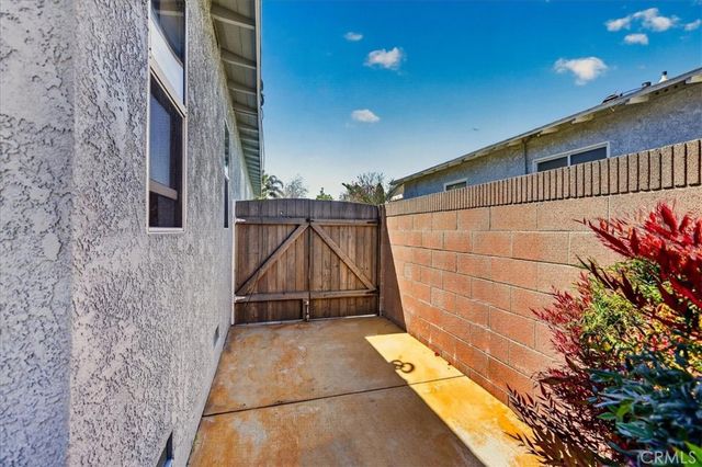 3480 Gardenia, Long Beach, CA 90807