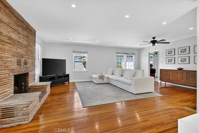 3480 Gardenia, Long Beach, CA 90807