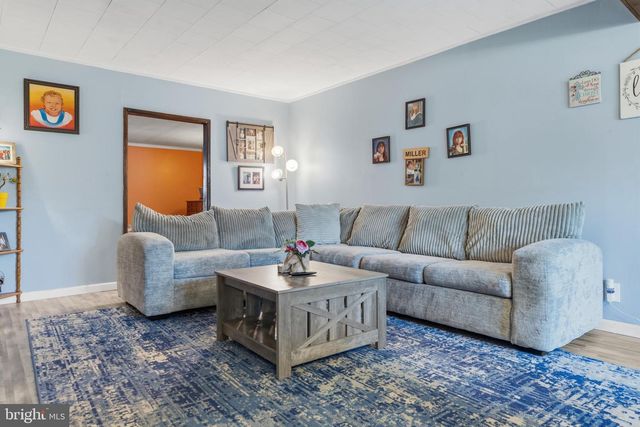 589 DOLORO DR, Morrisville, PA 19067