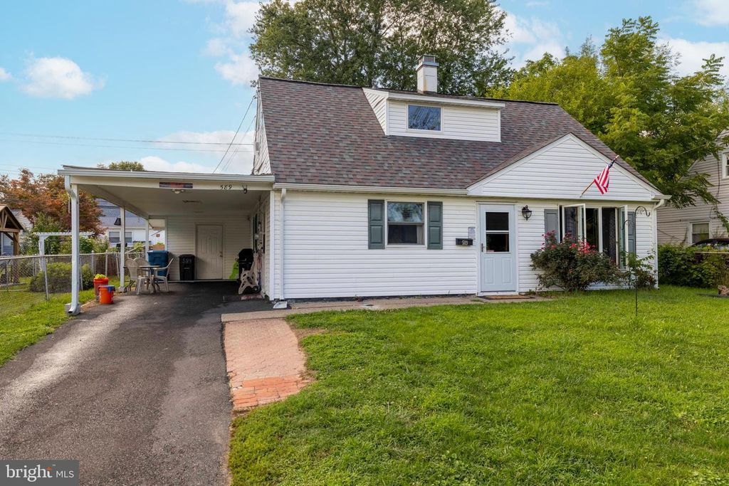 589 DOLORO DR, MORRISVILLE, PA 19067 — photo 2