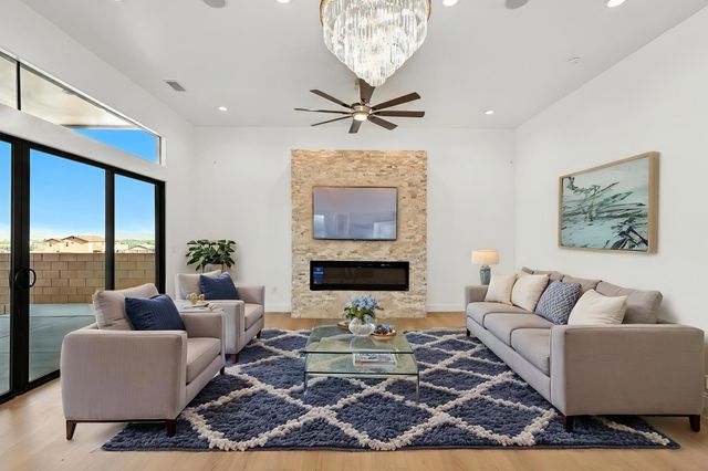 2012 Contreras Road NE, Rio Rancho, NM 87144