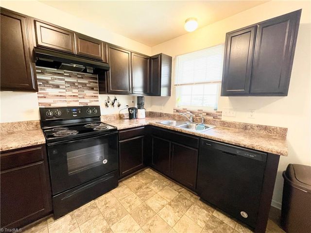 4133 Eastland Avenue, Greensboro, NC 27405