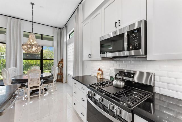 11813 Fortress Run, Parkland, FL 33076
